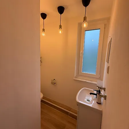 Nooqa - Comfort Riverside -160 Qm, 2 Floors Lejlighed *