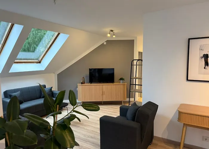 Nooqa - Comfort Riverside -160 Qm, 2 Floors Apartament