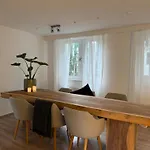 Nooqa - Comfort Riverside -160 Qm, 2 Floors קלן