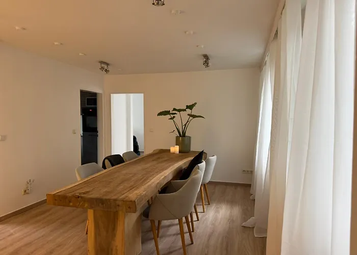 Nooqa - Comfort Riverside -160 Qm, 2 Floors