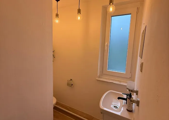 Nooqa - Comfort Riverside -160 Qm, 2 Floors Apartmán *