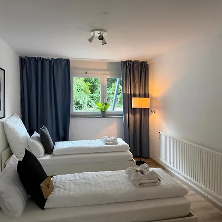 Nooqa - Comfort Riverside -160 Qm, 2 Floors Appartement *