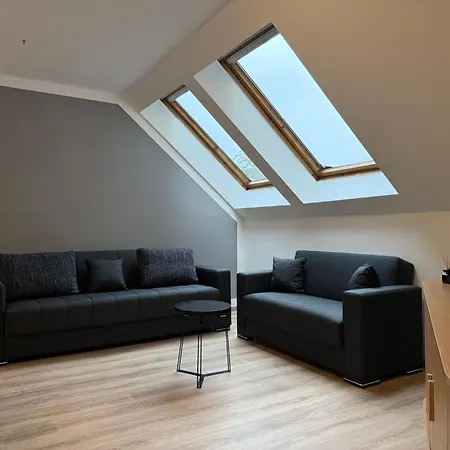 Appartement Nooqa - Comfort Riverside -160 Qm, 2 Floors Keulen